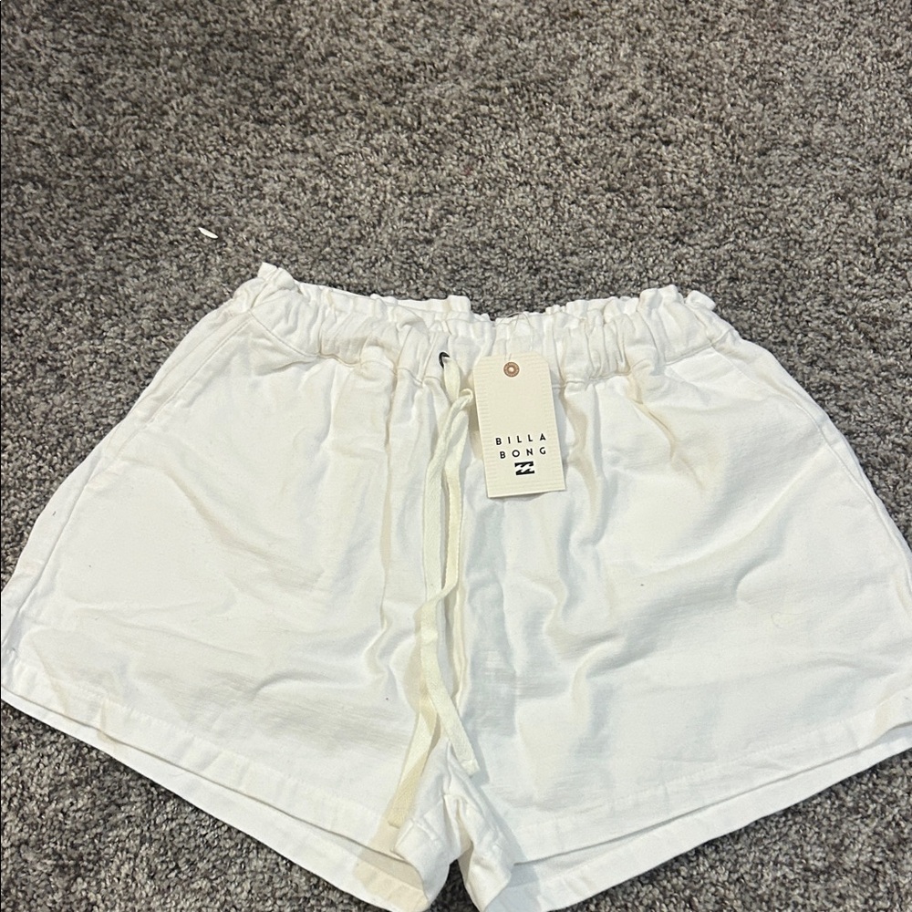 Billabong Women's white Shorts